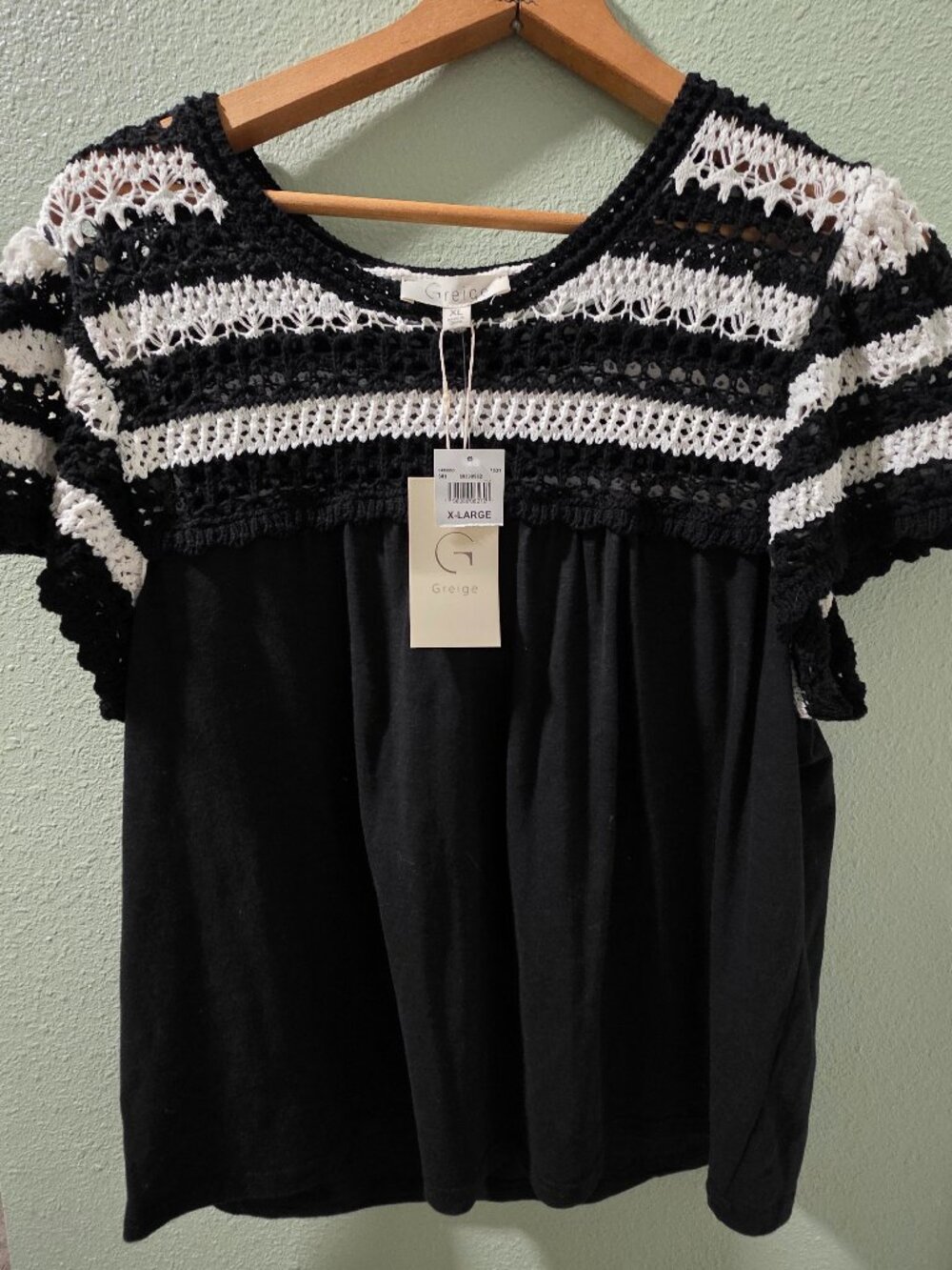 Greige Black & White Top with Crotched accent XL